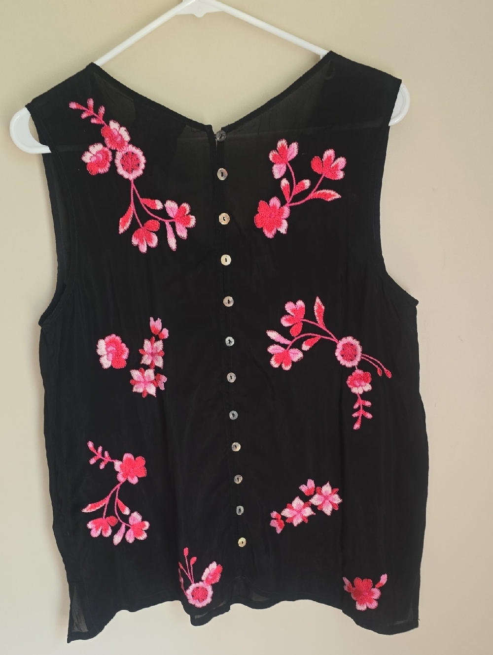 NWT JOHNNY WAS Button Back Cassia Embroidered Tank - Picture 8 of 12